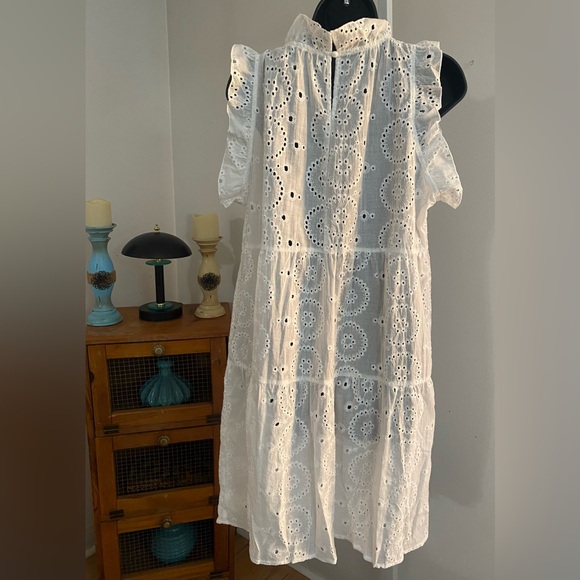 ➕Flutter Sleeve Eyelet Lace Dress. Color: White. Size: Plus - Picture 6 of 11